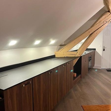 Romain - Appartement A Reims Bagian luar foto